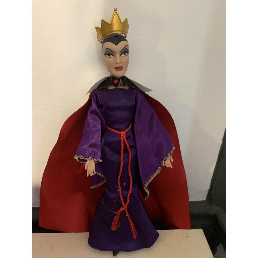 Disney Store Princess Snow White Classic EVIL QUEEN‎ Doll With Crown